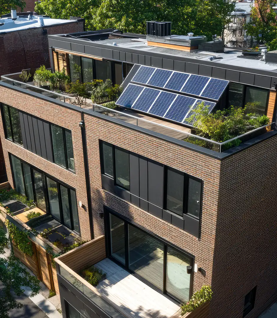 Vivienda con placas fotovoltaicas