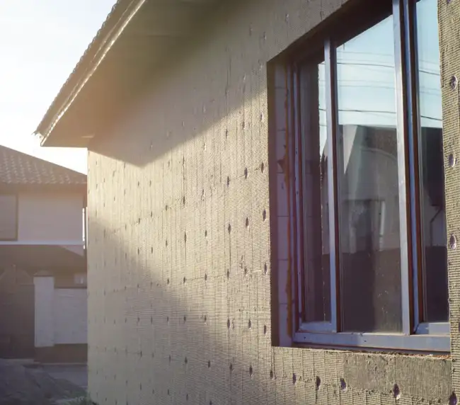 Construcción de vivienda revestimiento ecológico